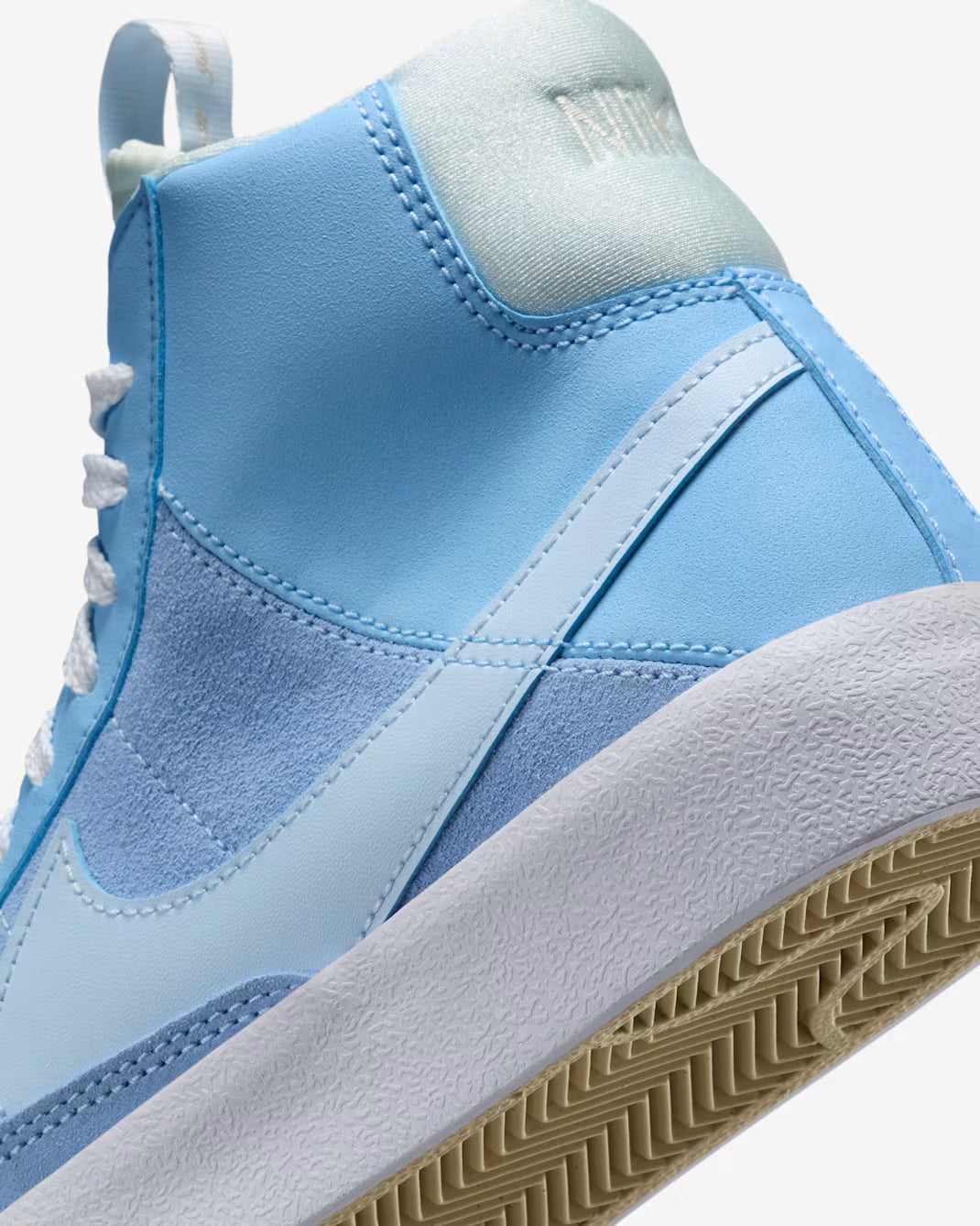 Nike Blazer Mid '77 SE D